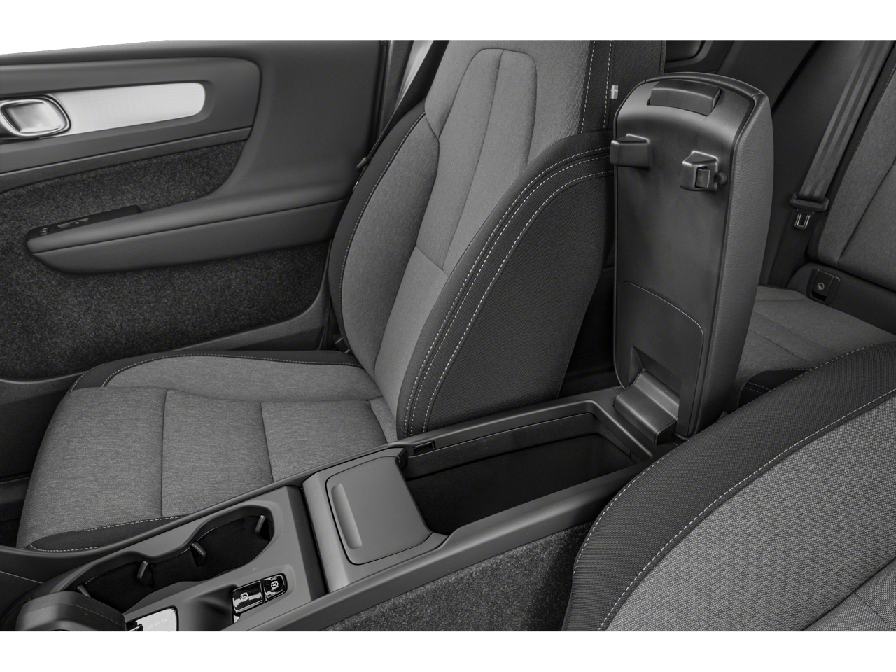 2024 Volvo XC40 B5 Ultimate Bright Theme