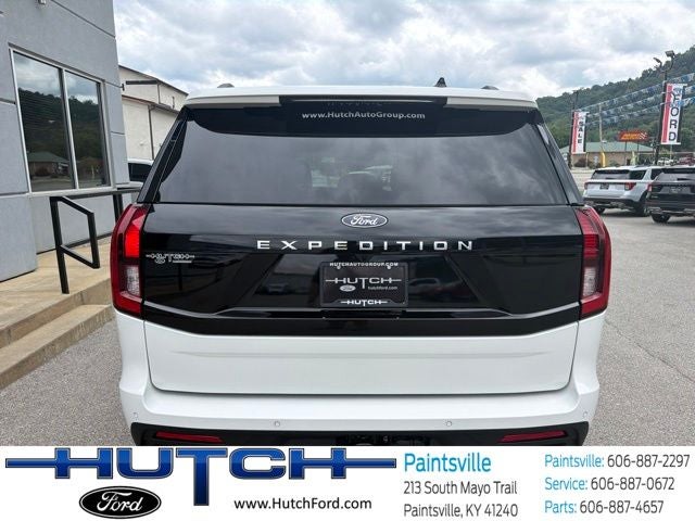 2027 Ford Expedition Active