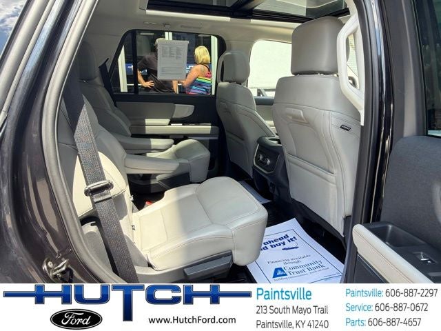 2025 Ford Expedition Active