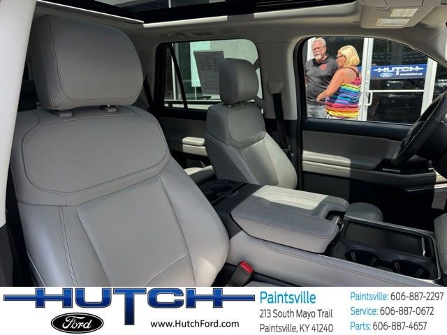 2025 Ford Expedition Active