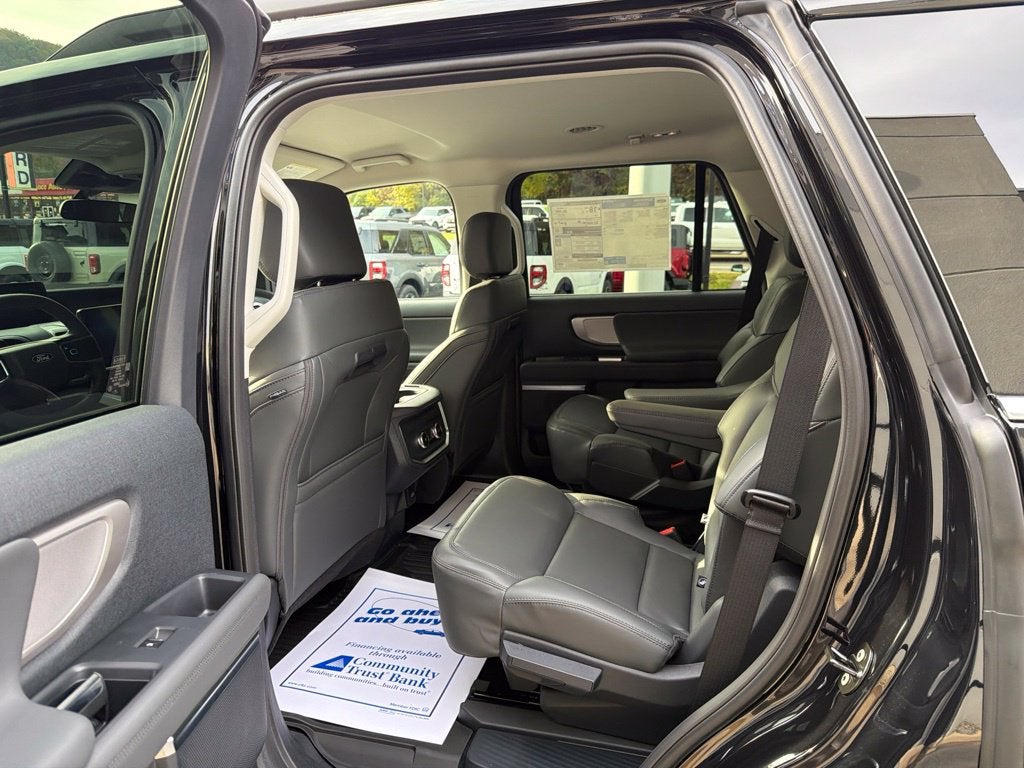 2027 Ford Expedition Active
