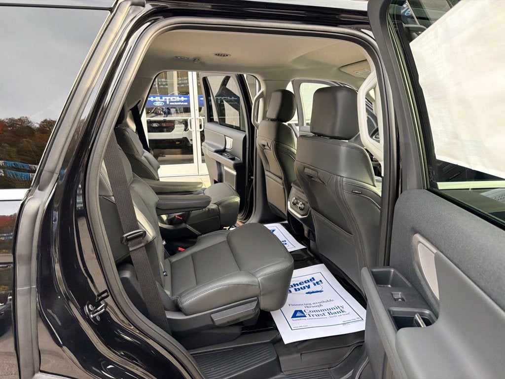 2027 Ford Expedition Active
