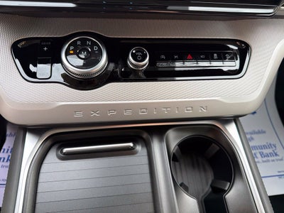 2027 Ford Expedition Active