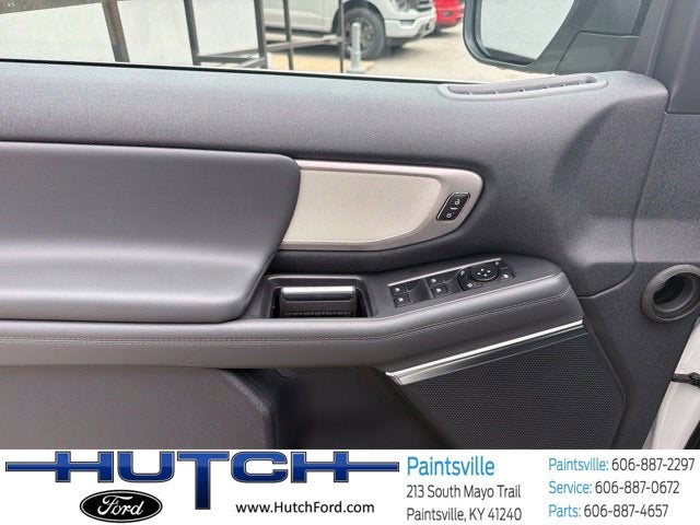 2027 Ford Expedition Active
