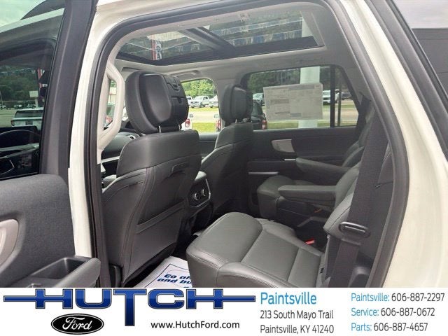 2027 Ford Expedition Active