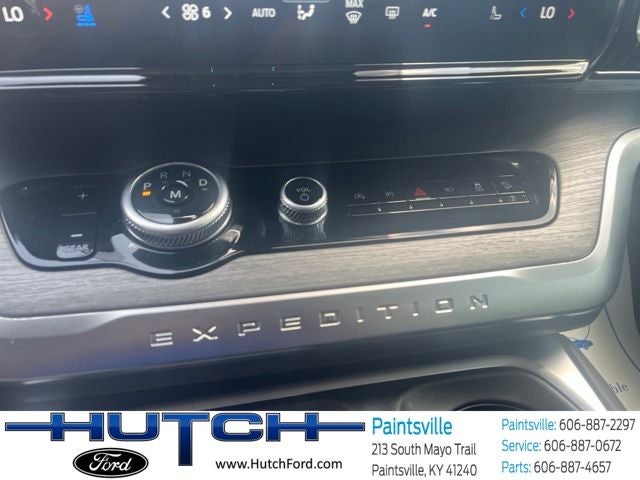 2025 Ford Expedition Platinum
