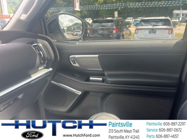 2025 Ford Expedition Platinum