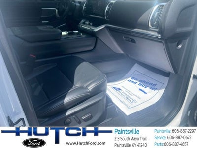 2025 Ford Expedition Platinum