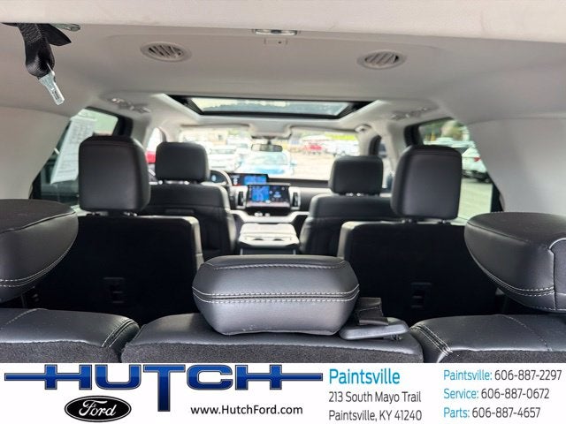 2025 Ford Expedition Platinum