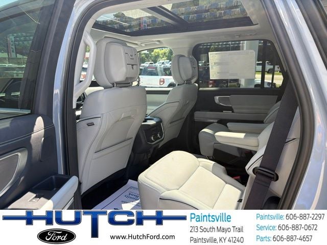 2027 Ford Expedition Platinum