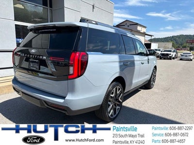 2027 Ford Expedition Platinum