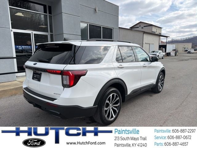 2025 Ford Explorer ST-Line