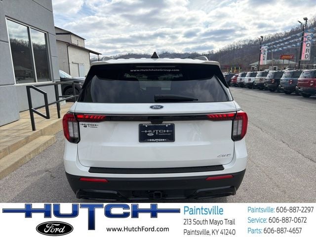 2025 Ford Explorer ST-Line
