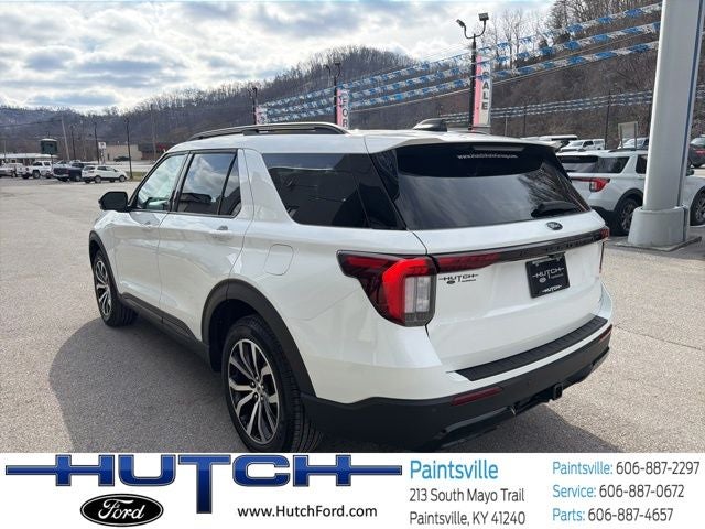 2025 Ford Explorer ST-Line