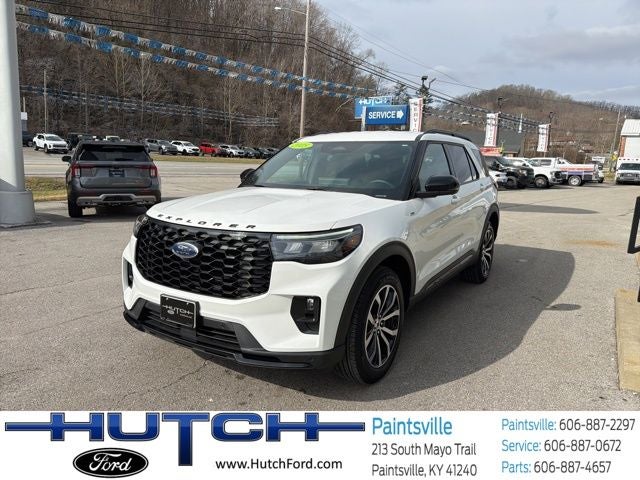 2025 Ford Explorer ST-Line