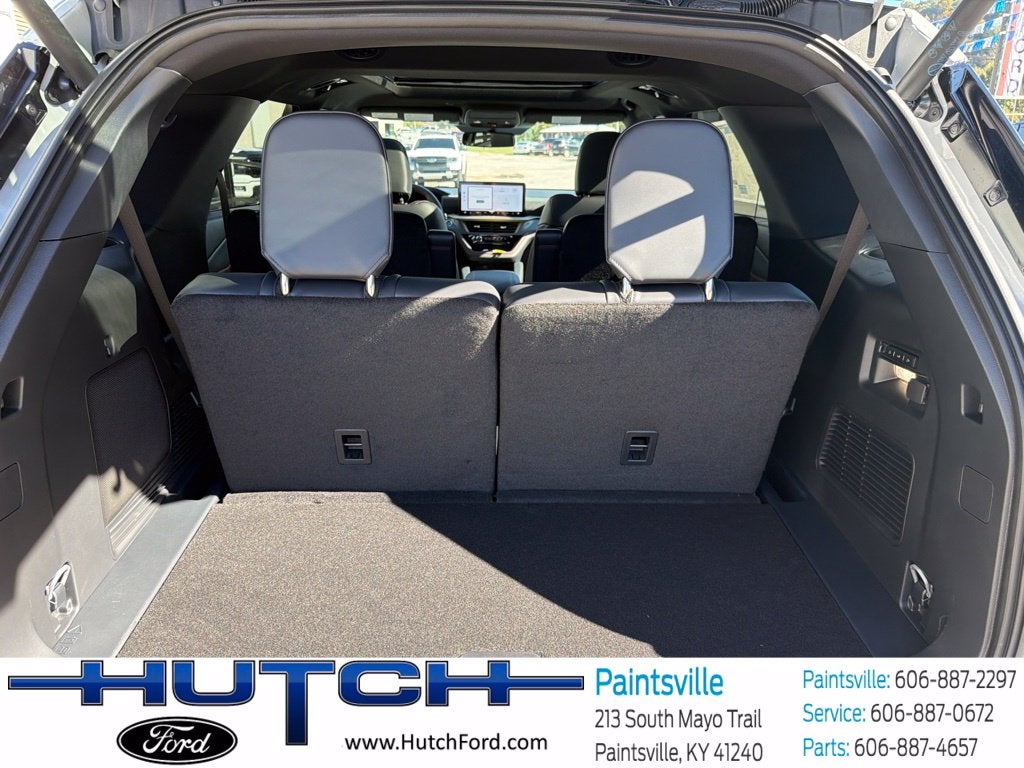 2027 Ford Explorer ST