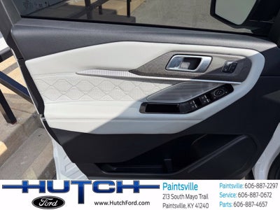 2025 Ford Explorer Platinum