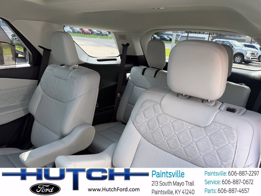 2025 Ford Explorer Platinum
