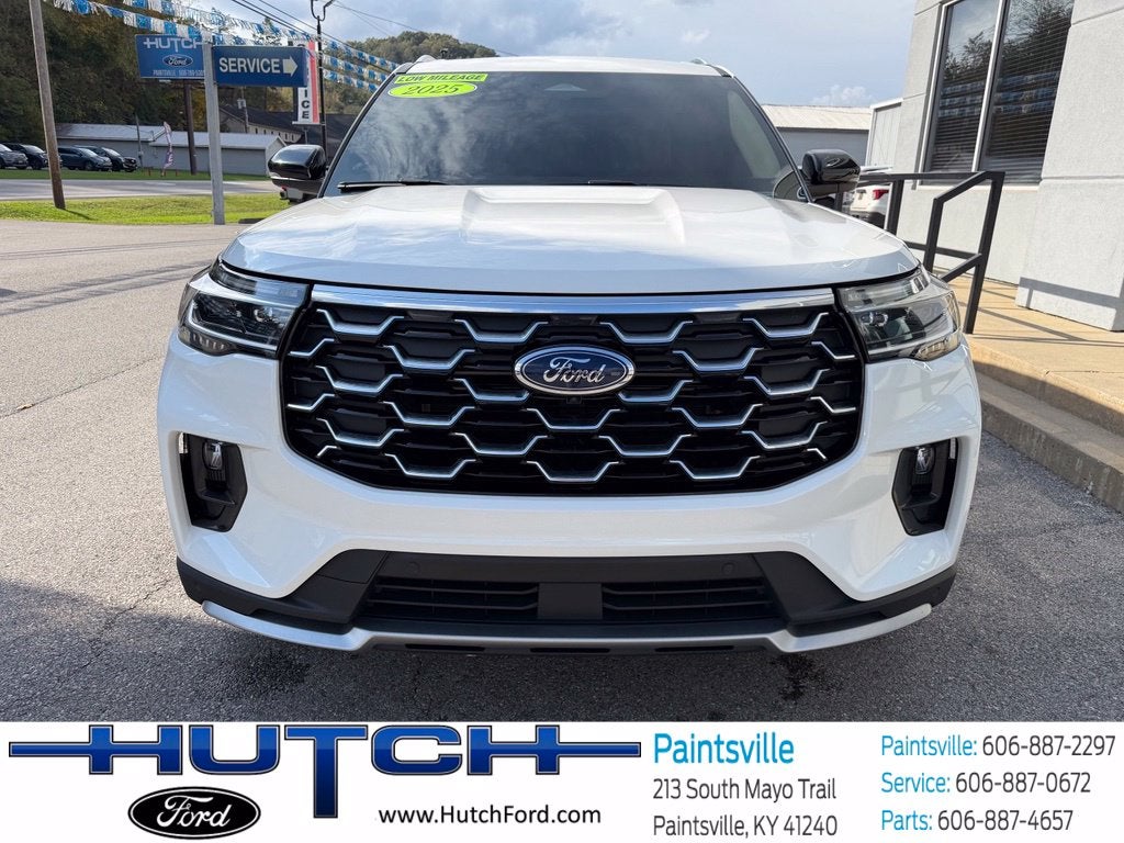 2025 Ford Explorer Platinum