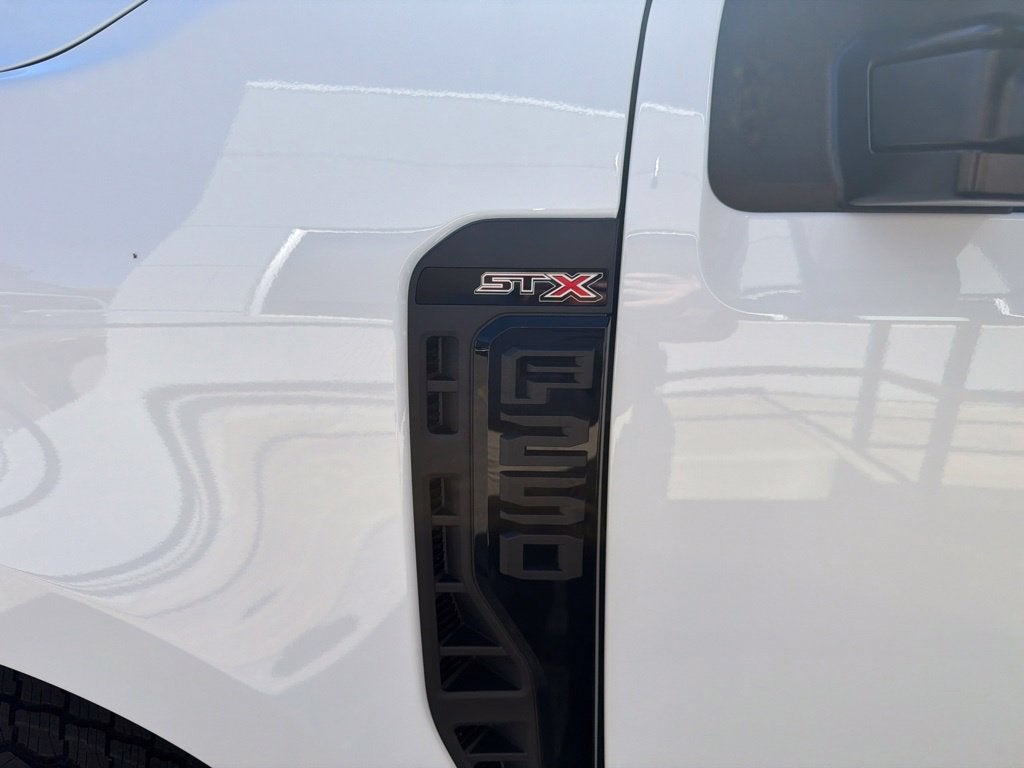 2027 Ford F-250SD XL