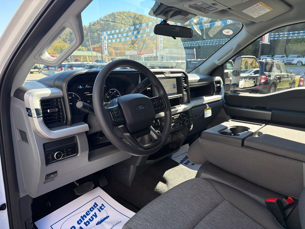 2027 Ford F-250SD XL