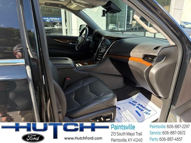2020 Cadillac Escalade Luxury