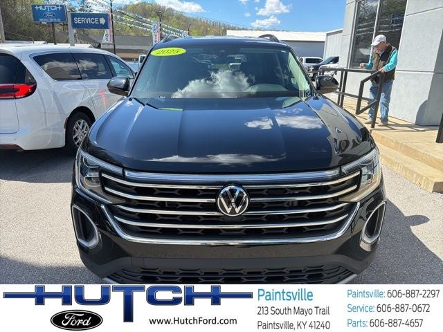 2025 Volkswagen Atlas 2.0T SE w/Technology