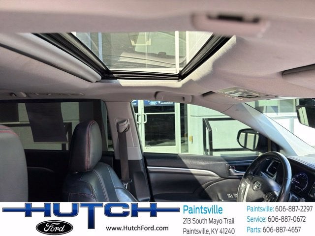 2019 Toyota Highlander SE