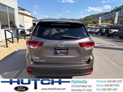 2019 Toyota Highlander SE