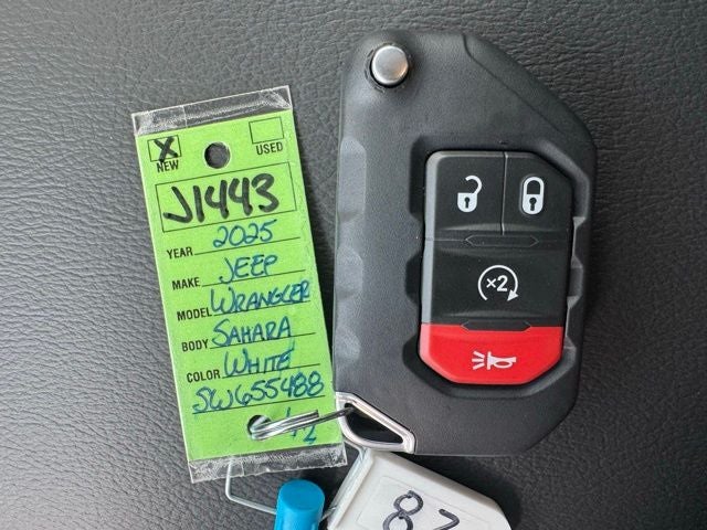 2025 Jeep Wrangler WRANGLER 4-DOOR SAHARA