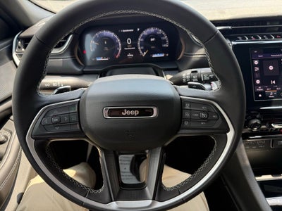 2026 Jeep Grand Cherokee GRAND CHEROKEE LAREDO 4X4