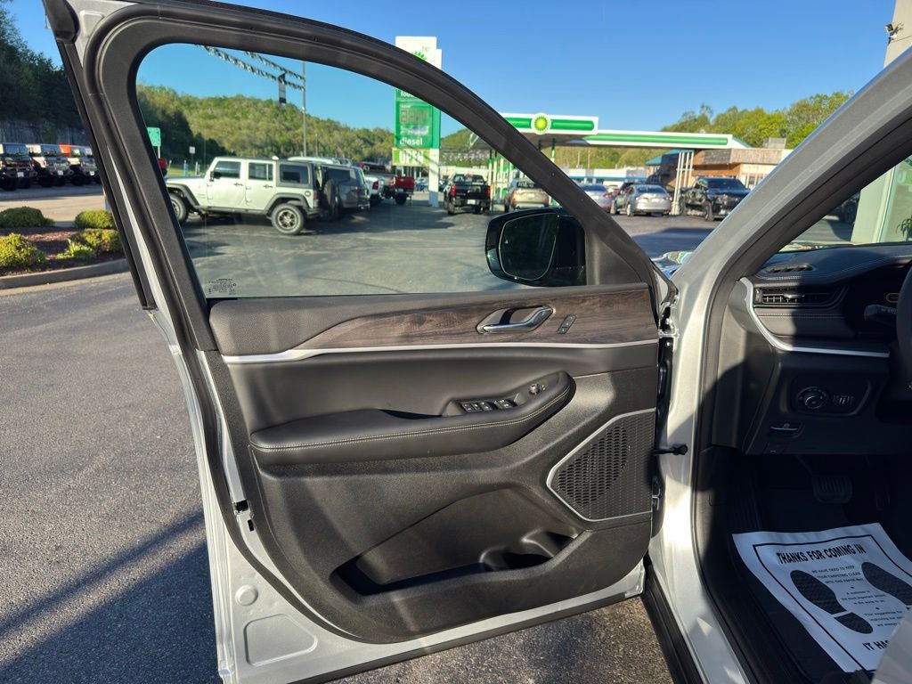 2026 Jeep Grand Cherokee GRAND CHEROKEE L LIMITED 4X4