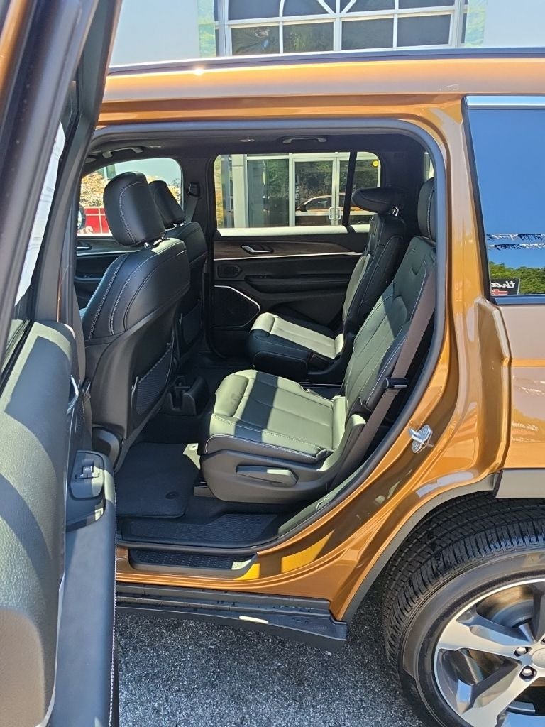 2026 Jeep Grand Cherokee GRAND CHEROKEE L LIMITED 4X4