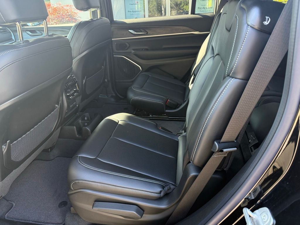 2026 Jeep Grand Cherokee GRAND CHEROKEE L LIMITED 4X4