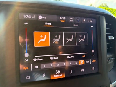 2022 RAM 1500 Big Horn Crew Cab 4x4 5'7' Box