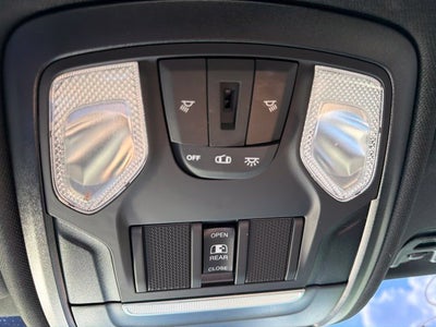 2022 RAM 1500 Big Horn Crew Cab 4x4 5'7' Box
