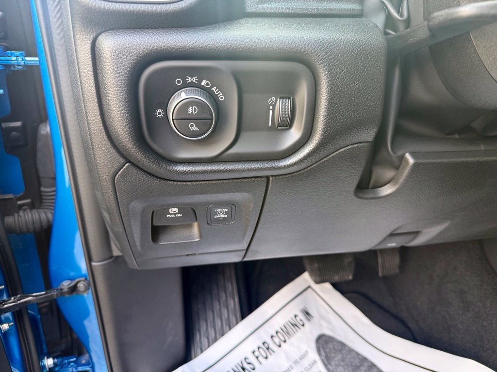 2026 RAM Ram 1500 RAM 1500 EXPRESS CREW CAB 4X4 5'7' BOX