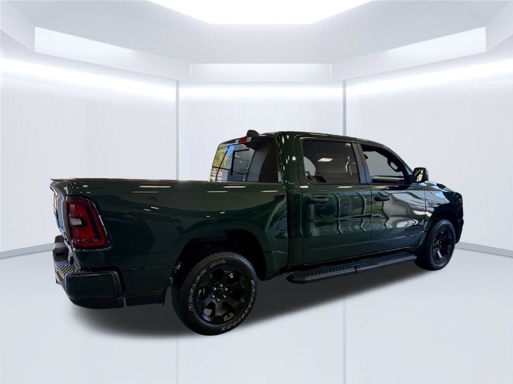 2027 RAM Ram 1500 RAM 1500 EXPRESS CREW CAB 4X4 5'7' BOX