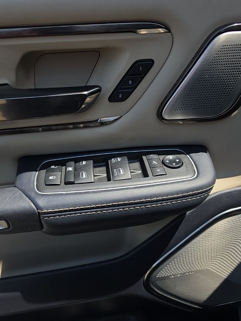 2021 RAM 1500 Limited Crew Cab 4x4 5'7' Box