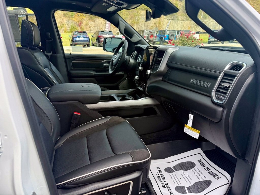 2027 RAM Ram 1500 RAM 1500 LARAMIE CREW CAB 4X4 5'7' BOX