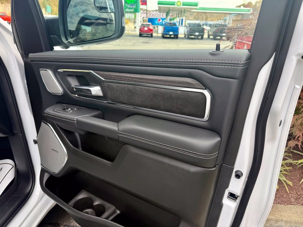 2027 RAM Ram 1500 RAM 1500 LARAMIE CREW CAB 4X4 5'7' BOX