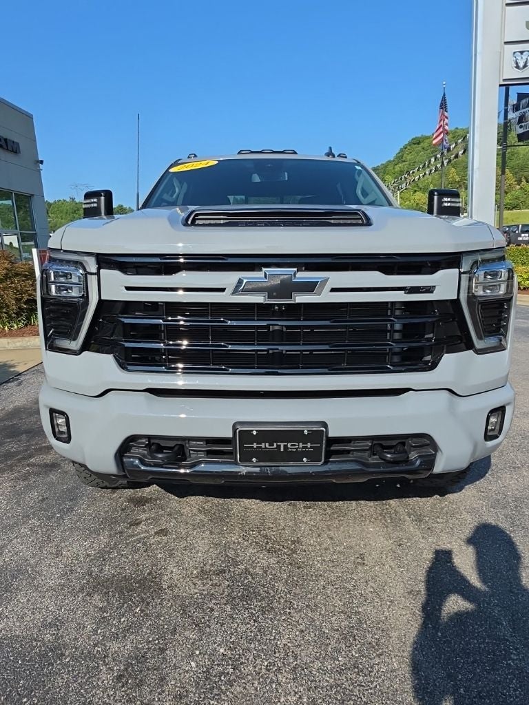 2024 Chevrolet Silverado 2500HD 4WD Crew Cab Standard Bed LT
