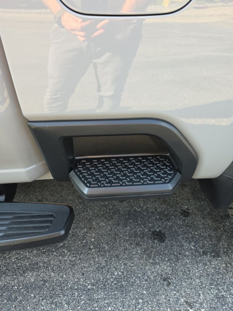 2024 Chevrolet Silverado 2500HD 4WD Crew Cab Standard Bed LT
