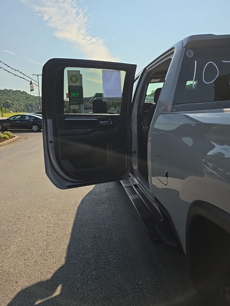 2024 Chevrolet Silverado 2500HD 4WD Crew Cab Standard Bed LT