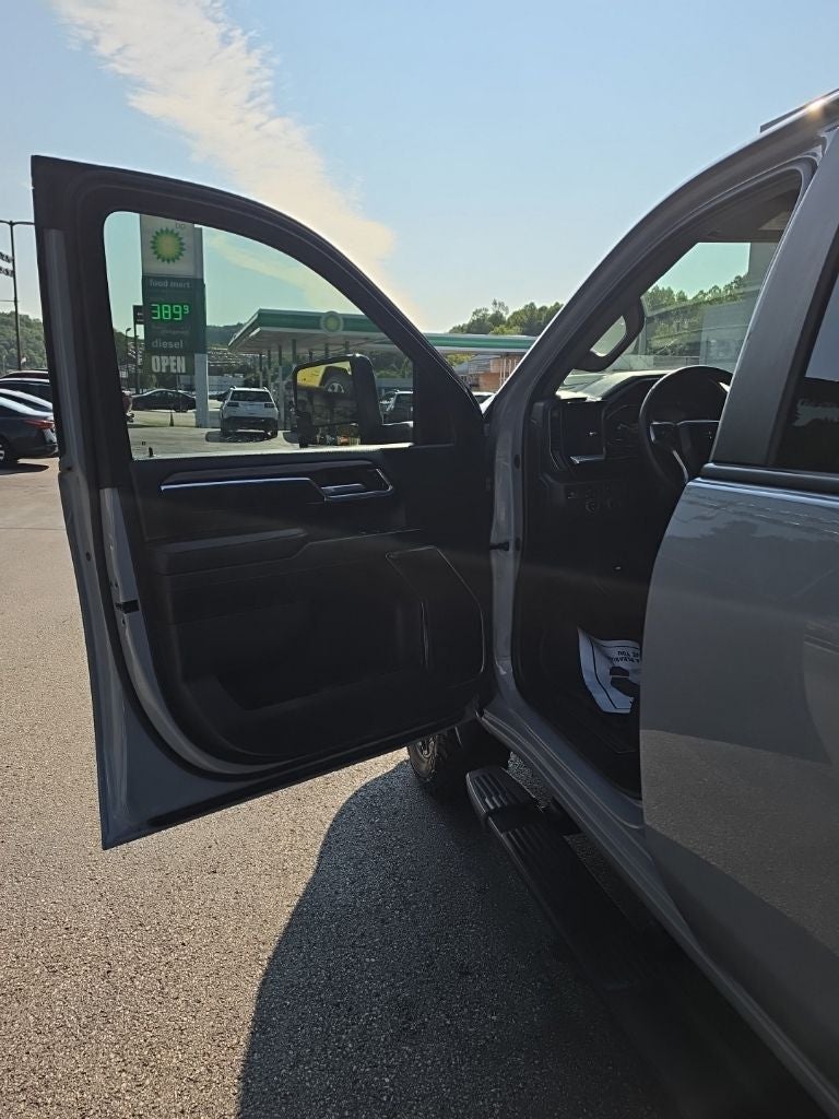 2024 Chevrolet Silverado 2500HD 4WD Crew Cab Standard Bed LT