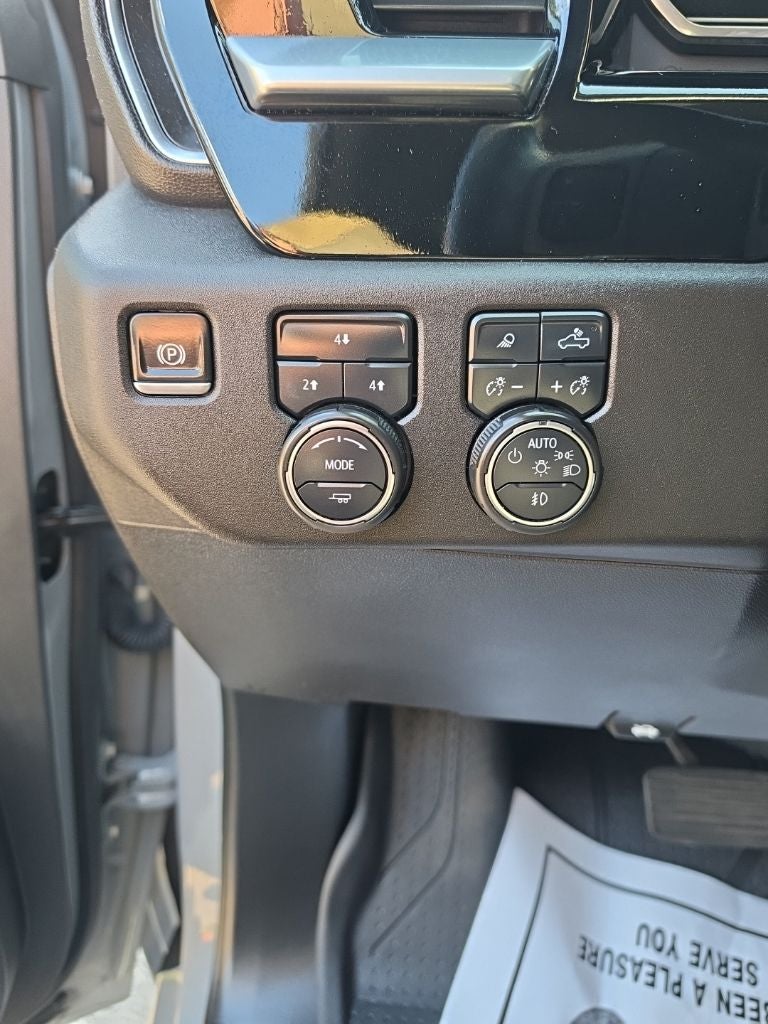 2024 Chevrolet Silverado 2500HD 4WD Crew Cab Standard Bed LT