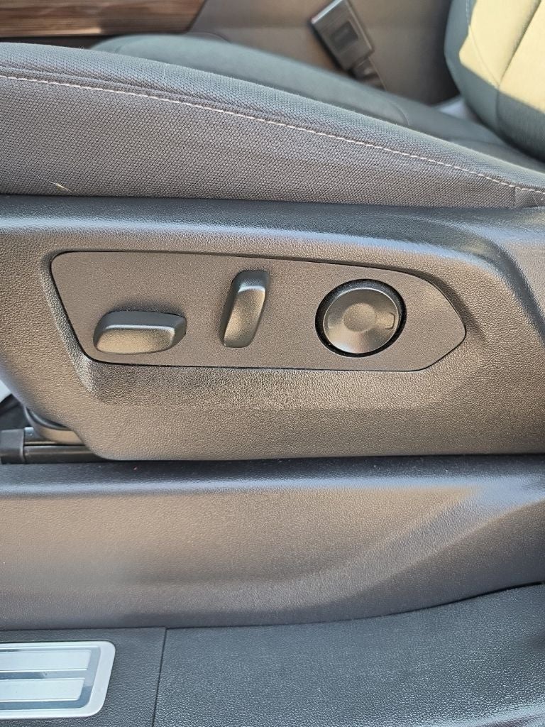 2024 Chevrolet Silverado 2500HD 4WD Crew Cab Standard Bed LT