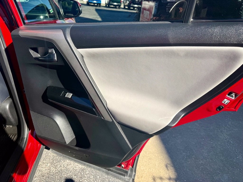 2017 Toyota RAV4 Limited