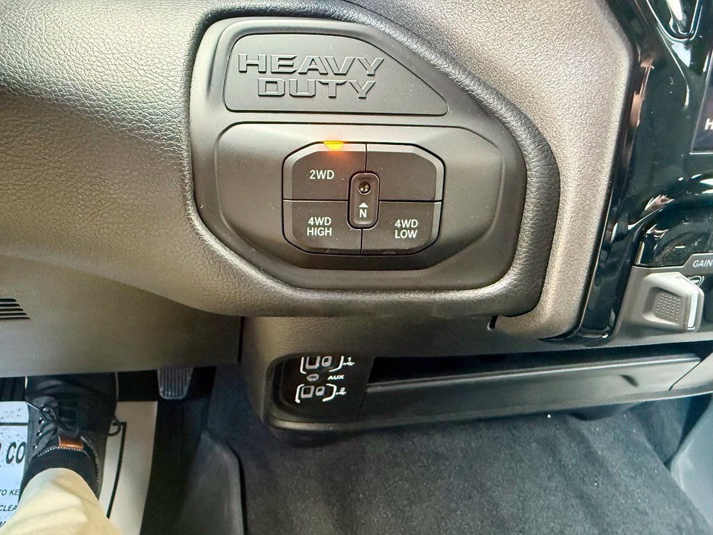 2026 RAM Ram 2500 RAM 2500 TRADESMAN CREW CAB 4X4 6'4' BOX