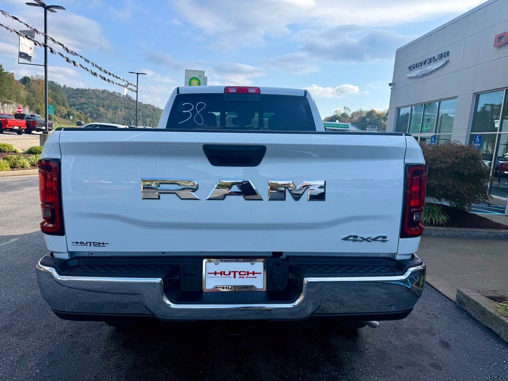 2026 RAM Ram 2500 RAM 2500 TRADESMAN CREW CAB 4X4 6'4' BOX